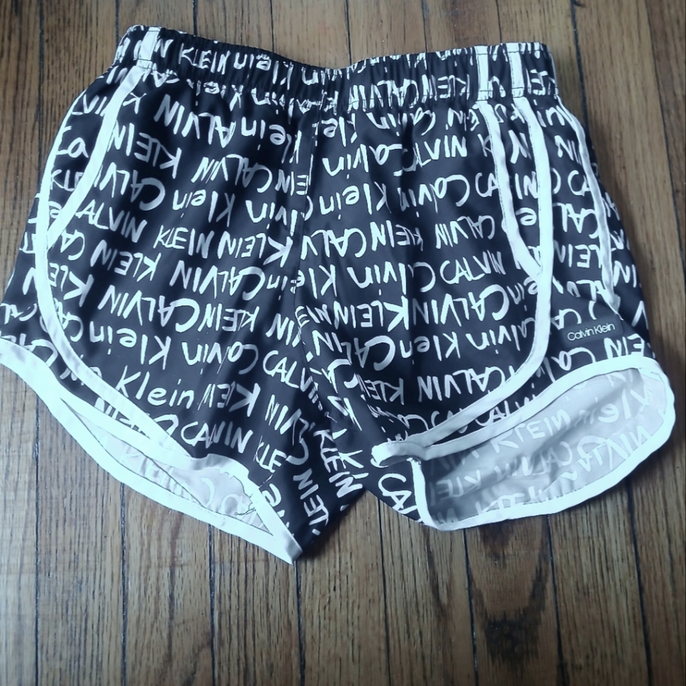 Calvin Klein - Women's Black/White Logo Stretch Lined Running Shorts. Size XS